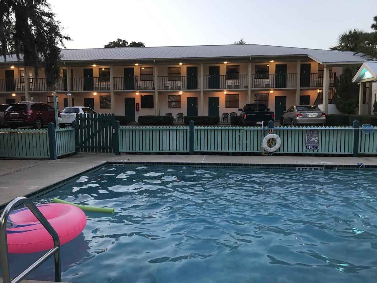 Steinhatchee River Inn And Marina Buitenkant foto