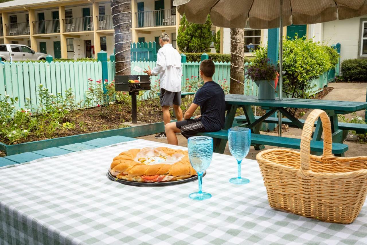 Steinhatchee River Inn And Marina Buitenkant foto